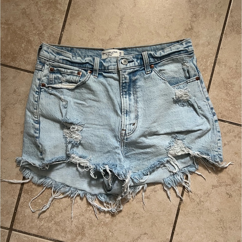 Abercrombie curve love high rise mom short
